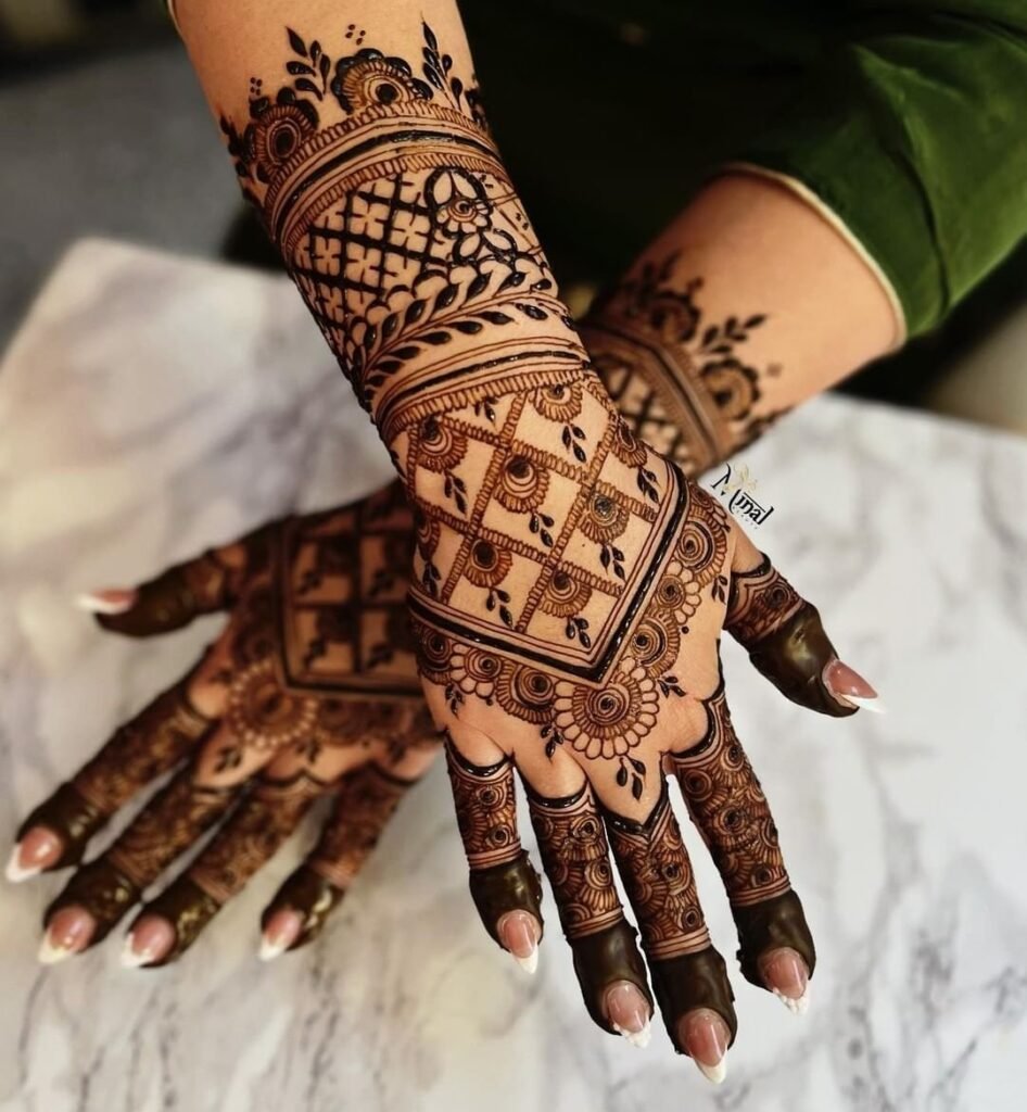 Mehndi Designs for Karwa Chauth)